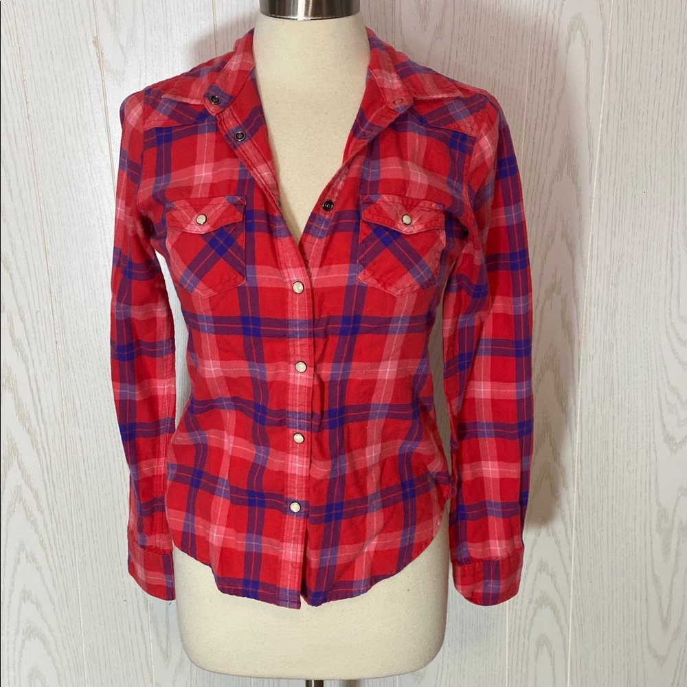 American Eagle Flannel Size Small Snap Front Closure Red/Purple/Blue Plaid